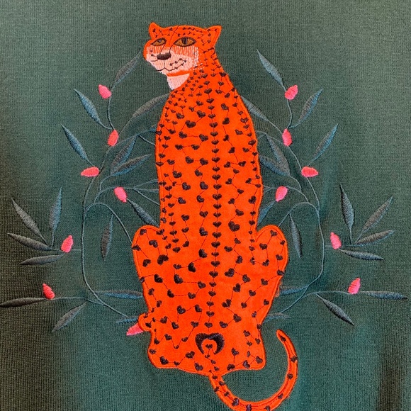 Bright Beautiful – Art Knit Top with Leopard Illustration (NWT) - Picture 3 of 4